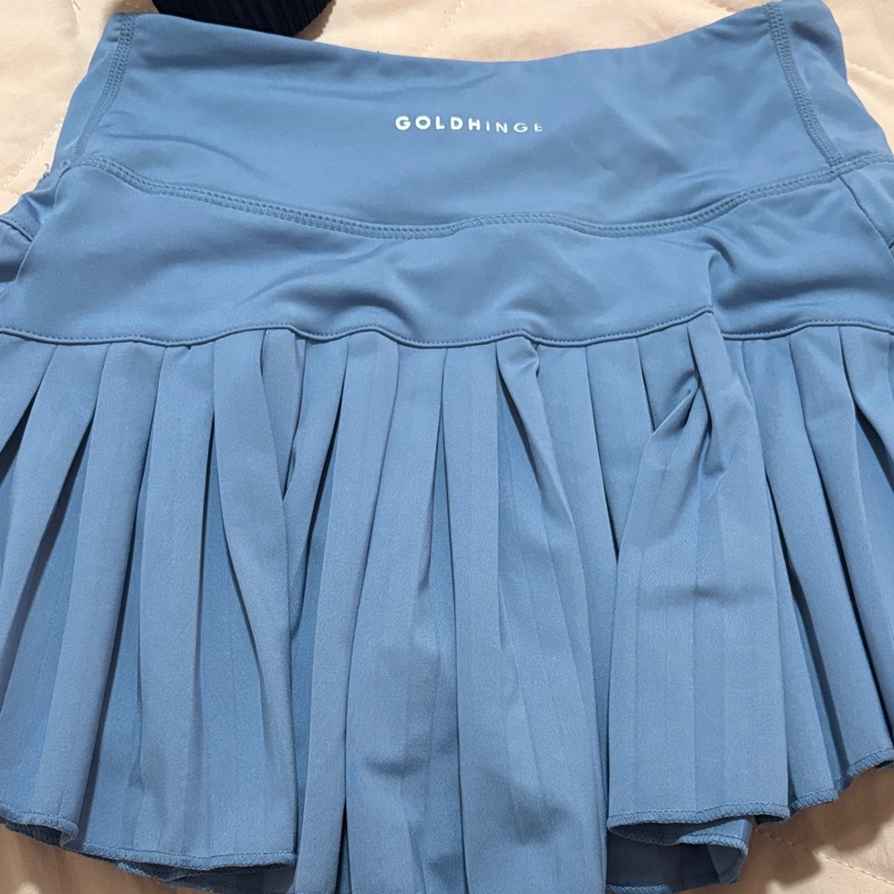 Gold Hinge Women's Blue Pleated Skirt